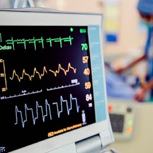 Patient Monitoring Devices Market: Risk associated with Invasive Monitoring Devices
