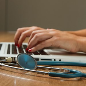 EHRs in Healthcare Industry: Opportunities & Challenges