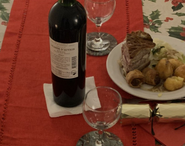 A glass of red wine this Christmas could be good for you, says expert. It’s ‘The French Paradox’!