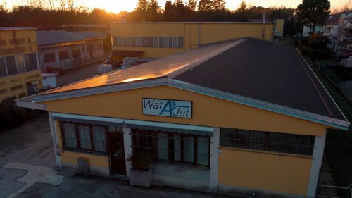 Precision and automation in micro waterjet cutting